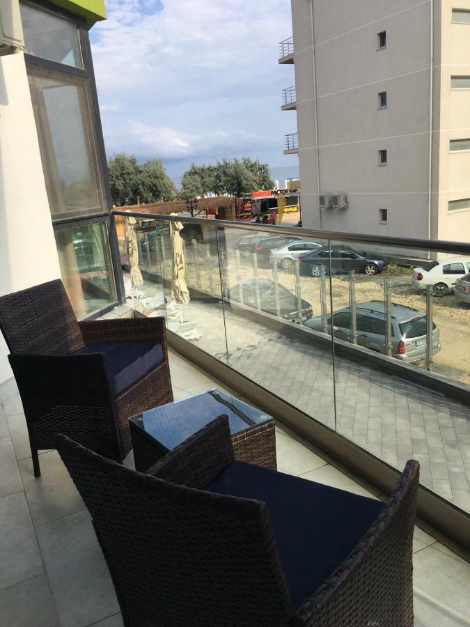 Umi Apartment Alezzi Resort ナボダリ エクステリア 写真