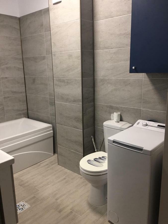 Umi Apartment Alezzi Resort ナボダリ エクステリア 写真