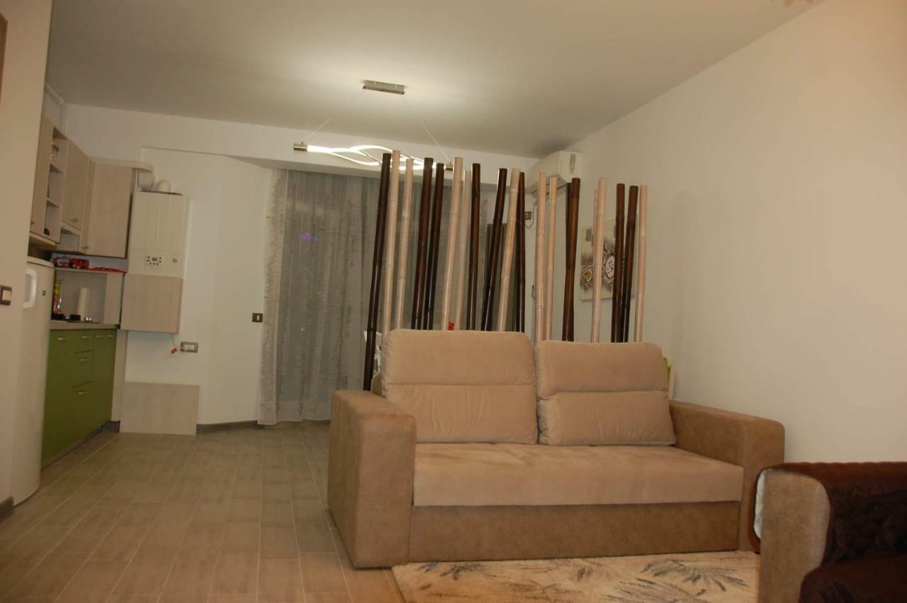 Umi Apartment Alezzi Resort ナボダリ エクステリア 写真