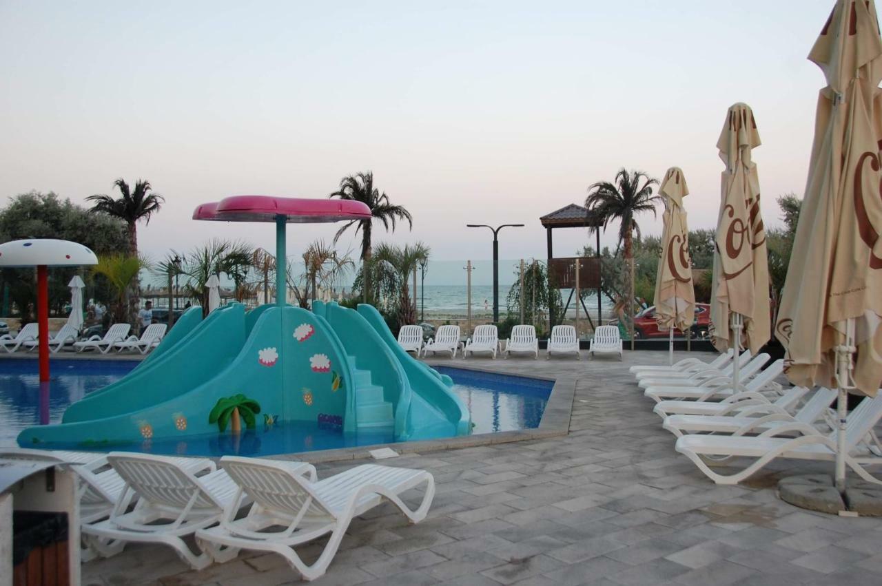 Umi Apartment Alezzi Resort ナボダリ エクステリア 写真